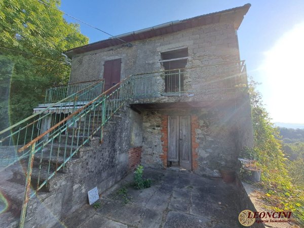casa indipendente in vendita a Mulazzo in zona Canossa