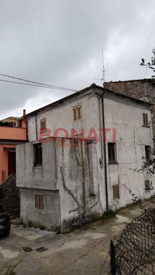 appartamento in vendita a Podenzana in zona Casa Borsi