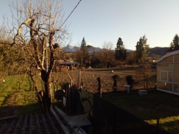 casa indipendente in vendita a Podenzana