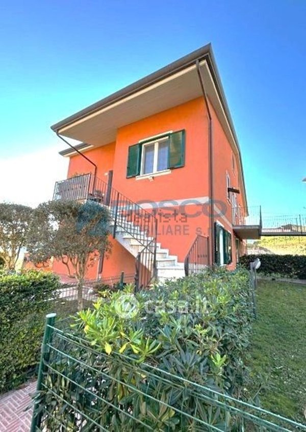 appartamento in vendita a Podenzana