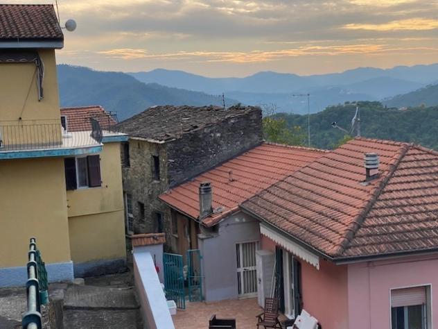 appartamento in vendita a Podenzana
