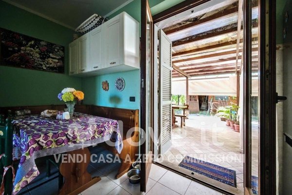 appartamento in vendita a Podenzana