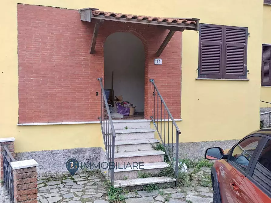 casa indipendente in vendita a Podenzana in zona Fogana