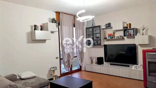 appartamento in vendita a Podenzana in zona Bagni