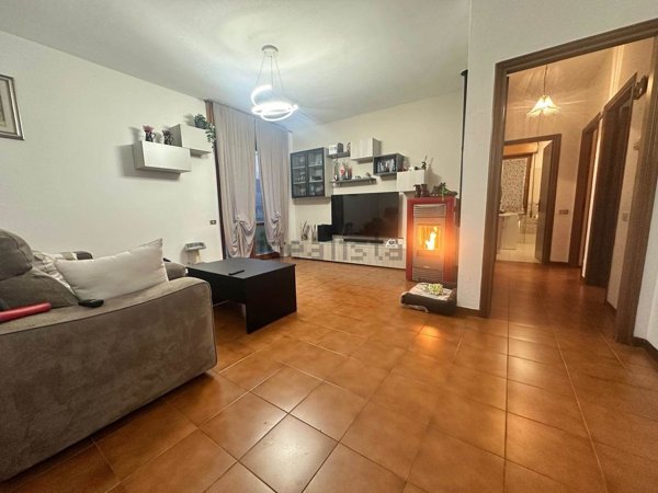 appartamento in vendita a Podenzana in zona Bagni