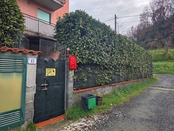 appartamento in vendita a Podenzana