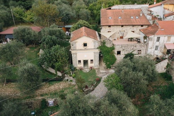 casa indipendente in vendita a Podenzana in zona Casa Borsi
