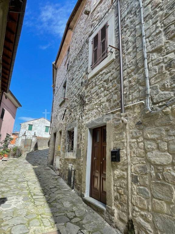 appartamento in vendita a Pontremoli