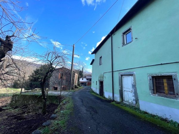 casa indipendente in vendita a Pontremoli
