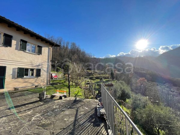 casa indipendente in vendita a Pontremoli
