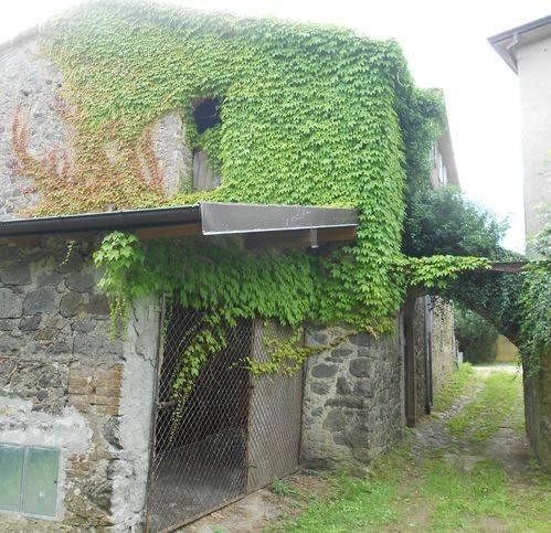 casa indipendente in vendita a Pontremoli in zona Santa Giustina