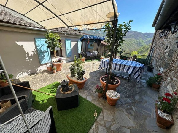 casa indipendente in vendita a Pontremoli