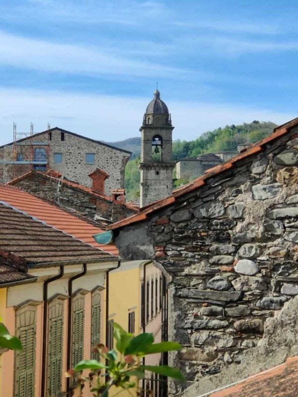 casa indipendente in vendita a Pontremoli