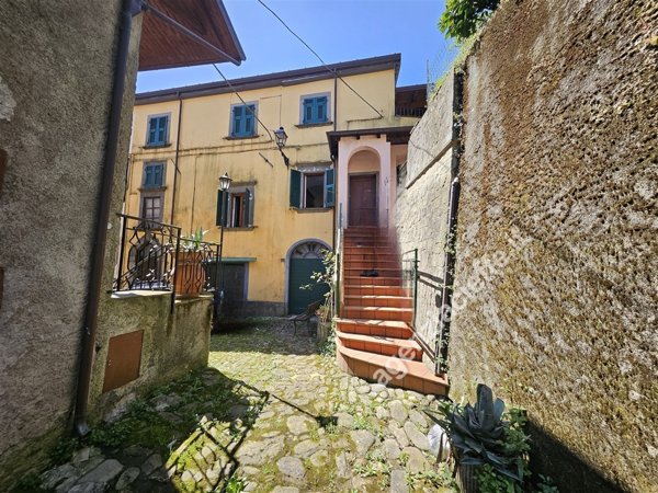 appartamento in vendita a Pontremoli