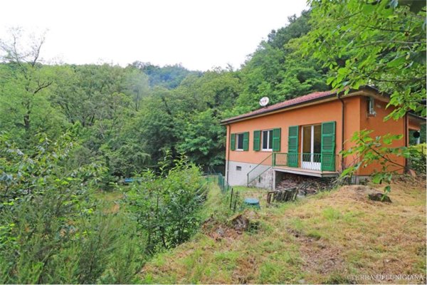casa indipendente in vendita a Pontremoli