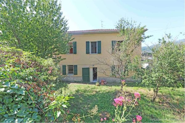 casa indipendente in vendita a Pontremoli