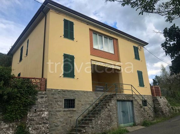 casa indipendente in vendita a Pontremoli in zona Ceretoli