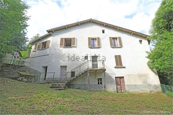 casa indipendente in vendita a Pontremoli