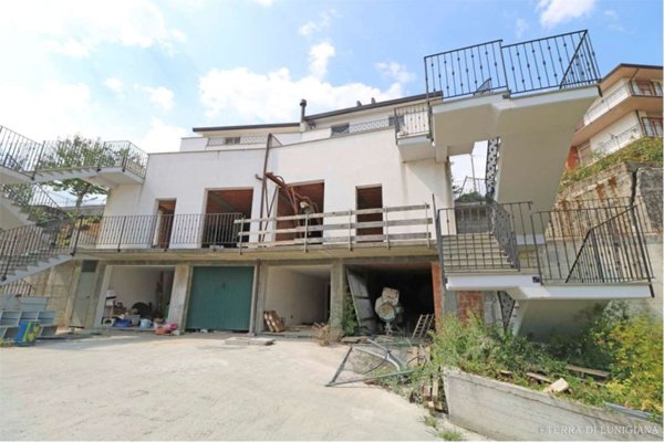 casa indipendente in vendita a Pontremoli