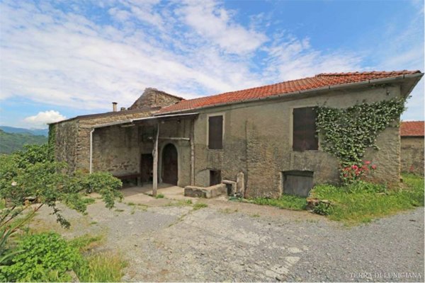casa indipendente in vendita a Pontremoli