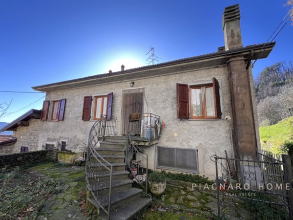 casa indipendente in vendita a Pontremoli in zona Careola