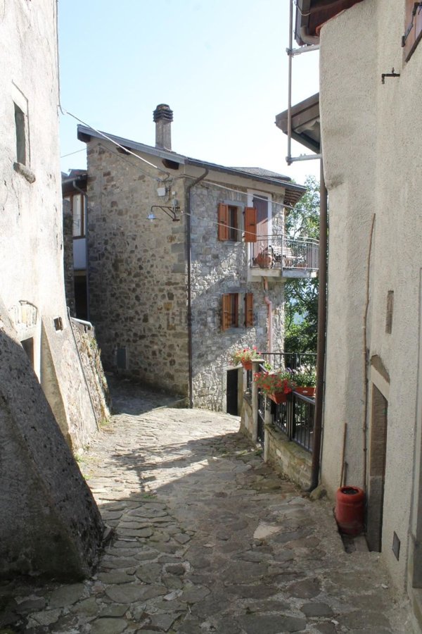 appartamento in vendita a Pontremoli