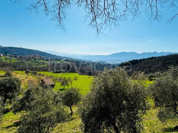 casa indipendente in vendita a Pontremoli
