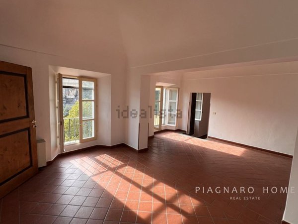appartamento in vendita a Pontremoli