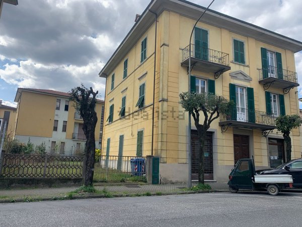 casa semindipendente in vendita a Pontremoli