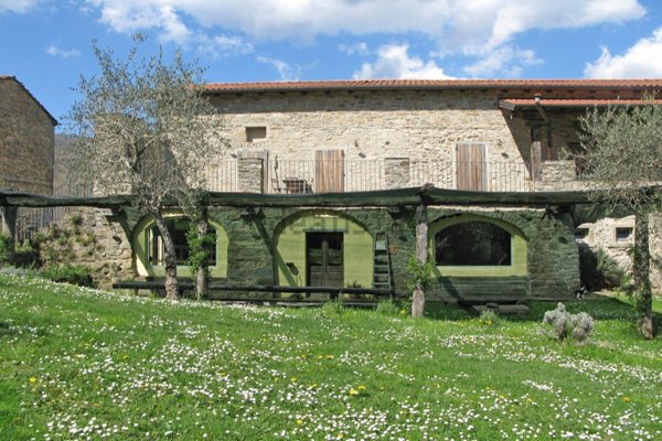 casa indipendente in vendita a Pontremoli