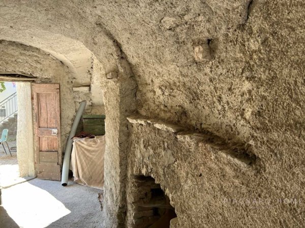 casa indipendente in vendita a Pontremoli in zona Monti