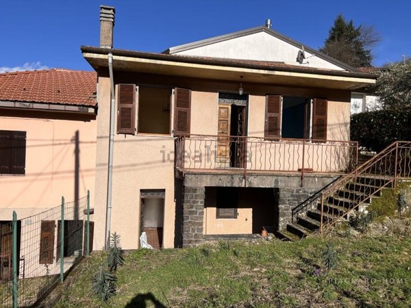 pentavano in vendita a Pontremoli in zona Cervara