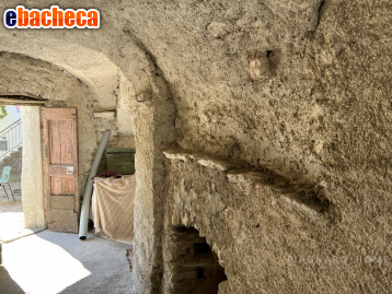 casa indipendente in vendita a Pontremoli in zona Bassone