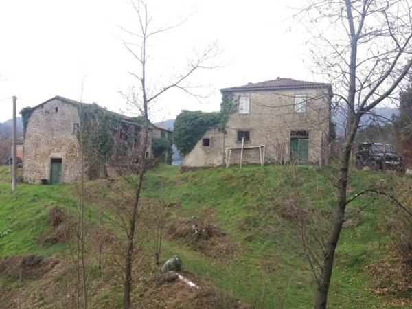 casa indipendente in vendita a Pontremoli