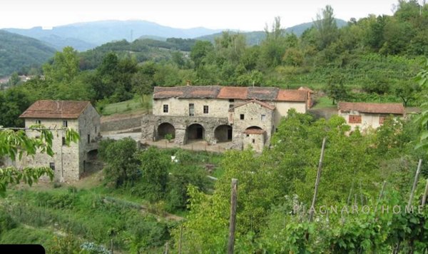 casa indipendente in vendita a Pontremoli