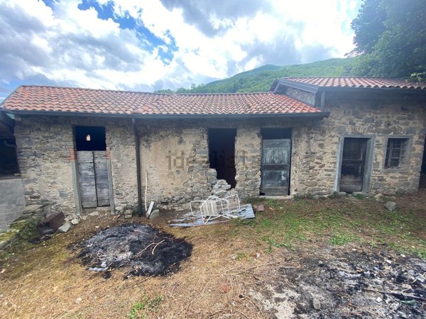 casale in vendita a Pontremoli
