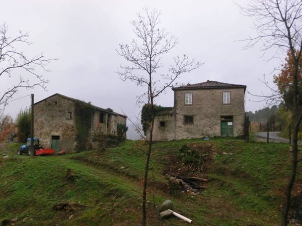negozio in vendita a Pontremoli