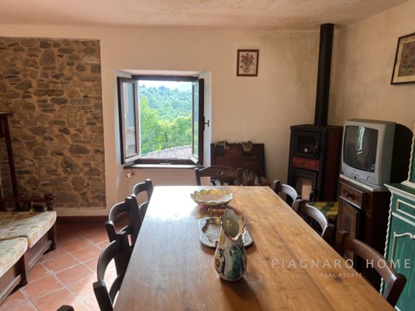 casa indipendente in vendita a Pontremoli in zona Pracchiola