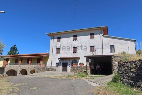 casa indipendente in vendita a Pontremoli