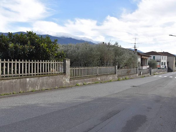casa indipendente in vendita a Pontremoli