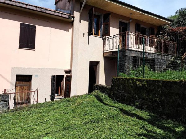 casa indipendente in vendita a Pontremoli in zona Cervara