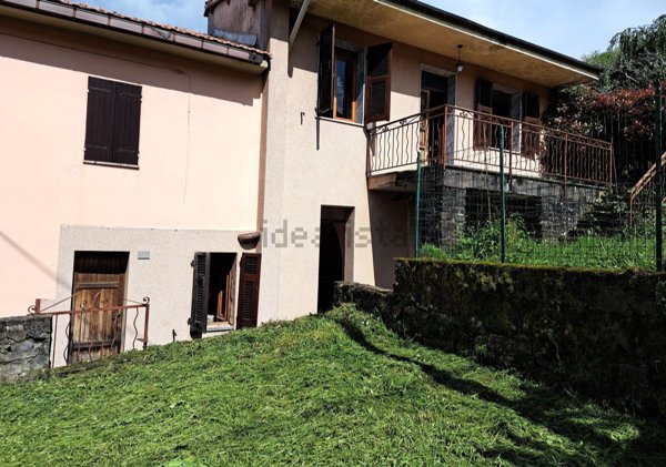 casa indipendente in vendita a Pontremoli