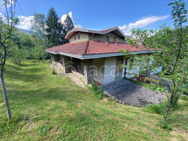 casa indipendente in vendita a Pontremoli