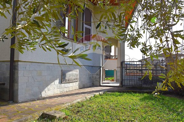 casa indipendente in vendita a Pontremoli
