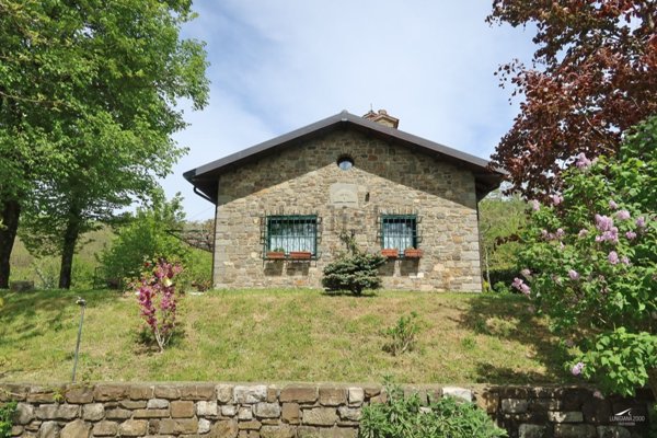 casa indipendente in vendita a Pontremoli