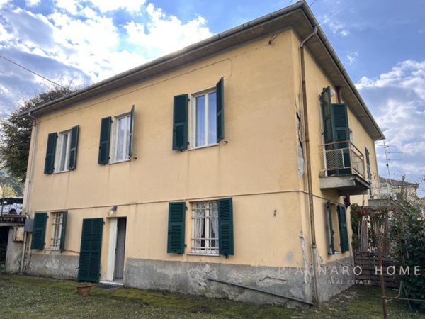 casa semindipendente in vendita a Pontremoli