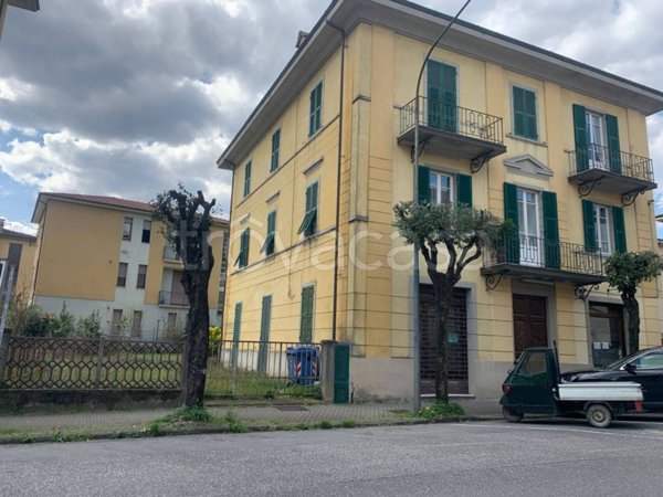 negozio in vendita a Pontremoli