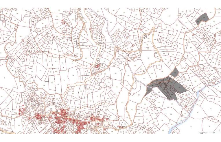 pentavano in vendita a Pontremoli in zona Guinadi
