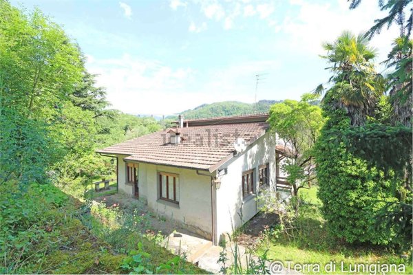 casa indipendente in vendita a Pontremoli