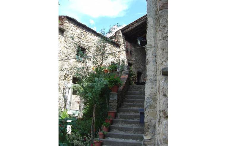 casa indipendente in vendita a Pontremoli
